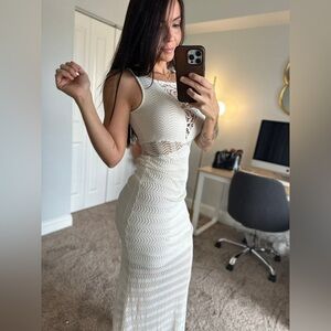 Elegant Cream Maxi Dress